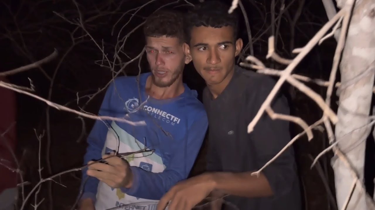 VLOG DE 1 HORA PERDIDOS NA MATA A NOITE COM O JEEP ANTIGO