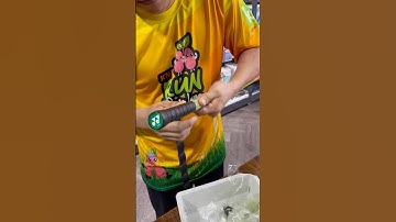 How to change badminton 🏸 racket grip #badminton #diy #sports