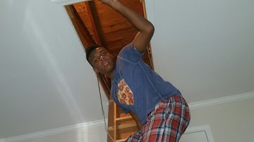MY FIRST TIME EVER GOING INTO THE ATTIC!!