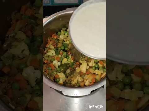 Poori kuruma 🫕 #whitegravy #vegetablepaya #sidedish #chappathisidedish #Veggravy #vegetablekuruma