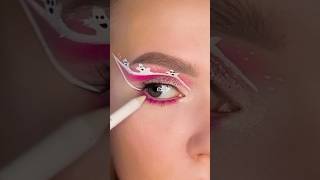 GHOSTS IN GLAMOUR👻