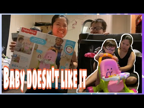 Video: Set regalo Walker Walk-Along Walker di Fisher Price Brilliant Basics