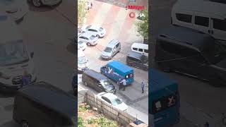 Ğıthanede Sokak Ortasında Tartışan Sürücüler, Dakikalarca Ambulansa Yol Vermedi.