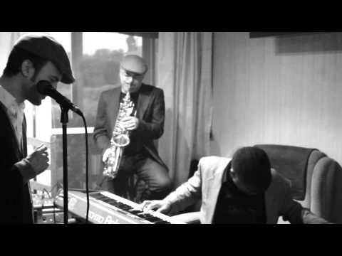 Mucho Corazon - Gato Tuerto