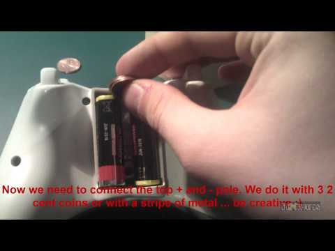 How To Use Xbox 360 Controller Without a Battery Pack ( Play and Charge Kit )
