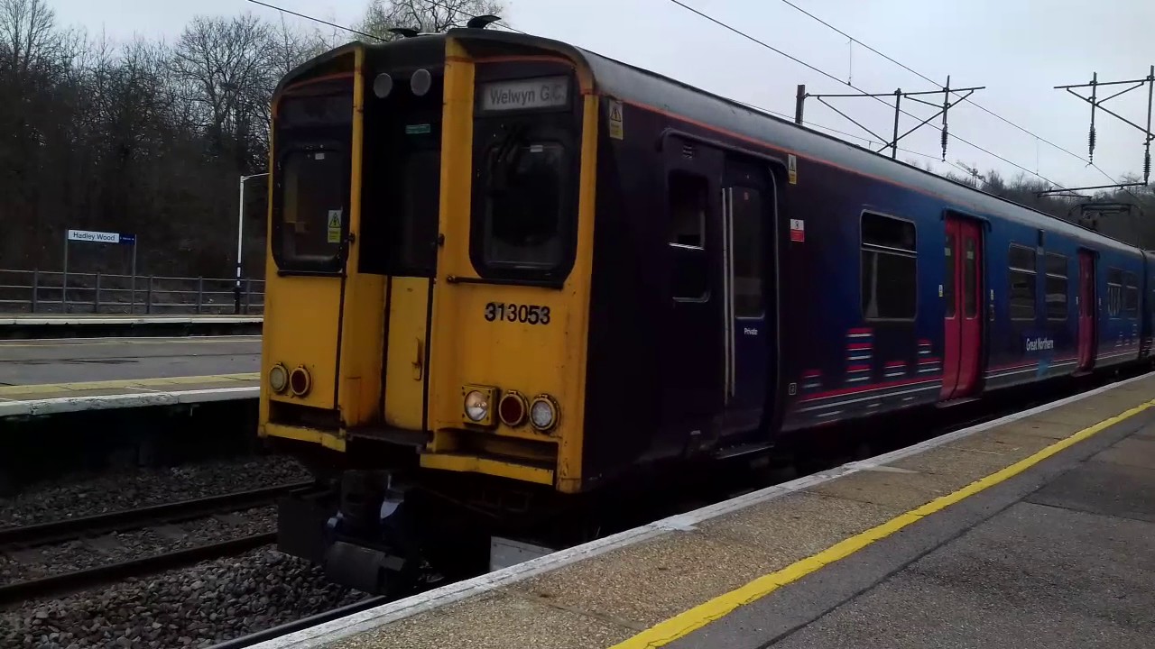 313053 and 313134 departs hadley wood with a 2 tone horn