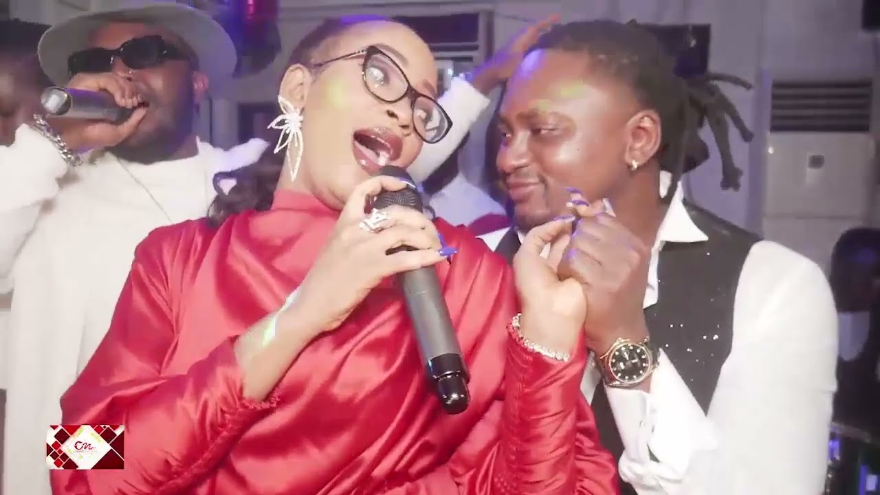 suprise de Azaya et Djélikaba bintou