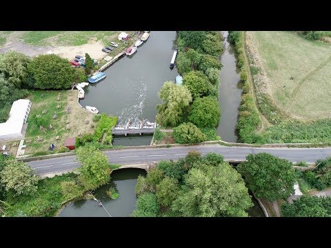 Video: Di Mana Sungai Thames Mengalir