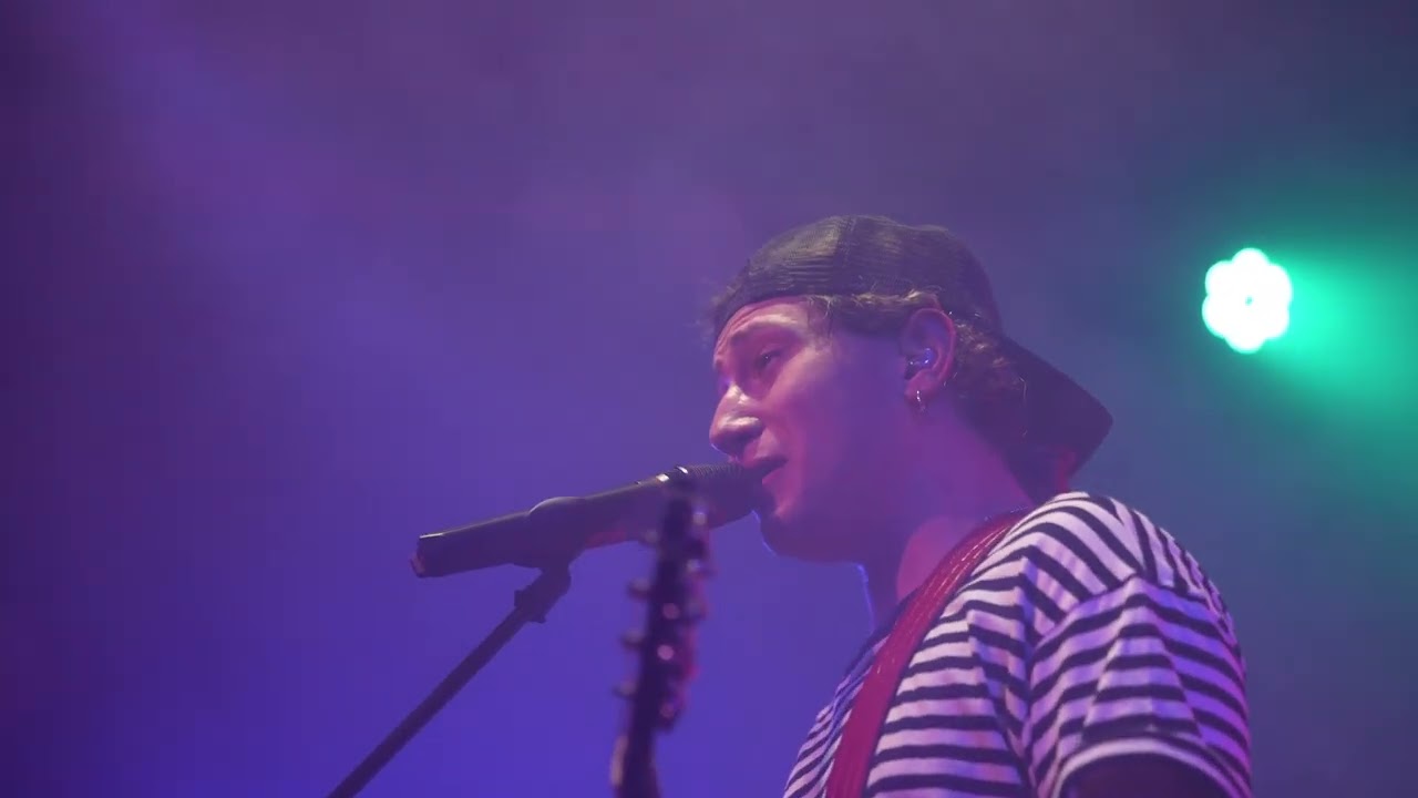 DISCONTINUOS - Lo Vas A Encontrar (En Vivo)