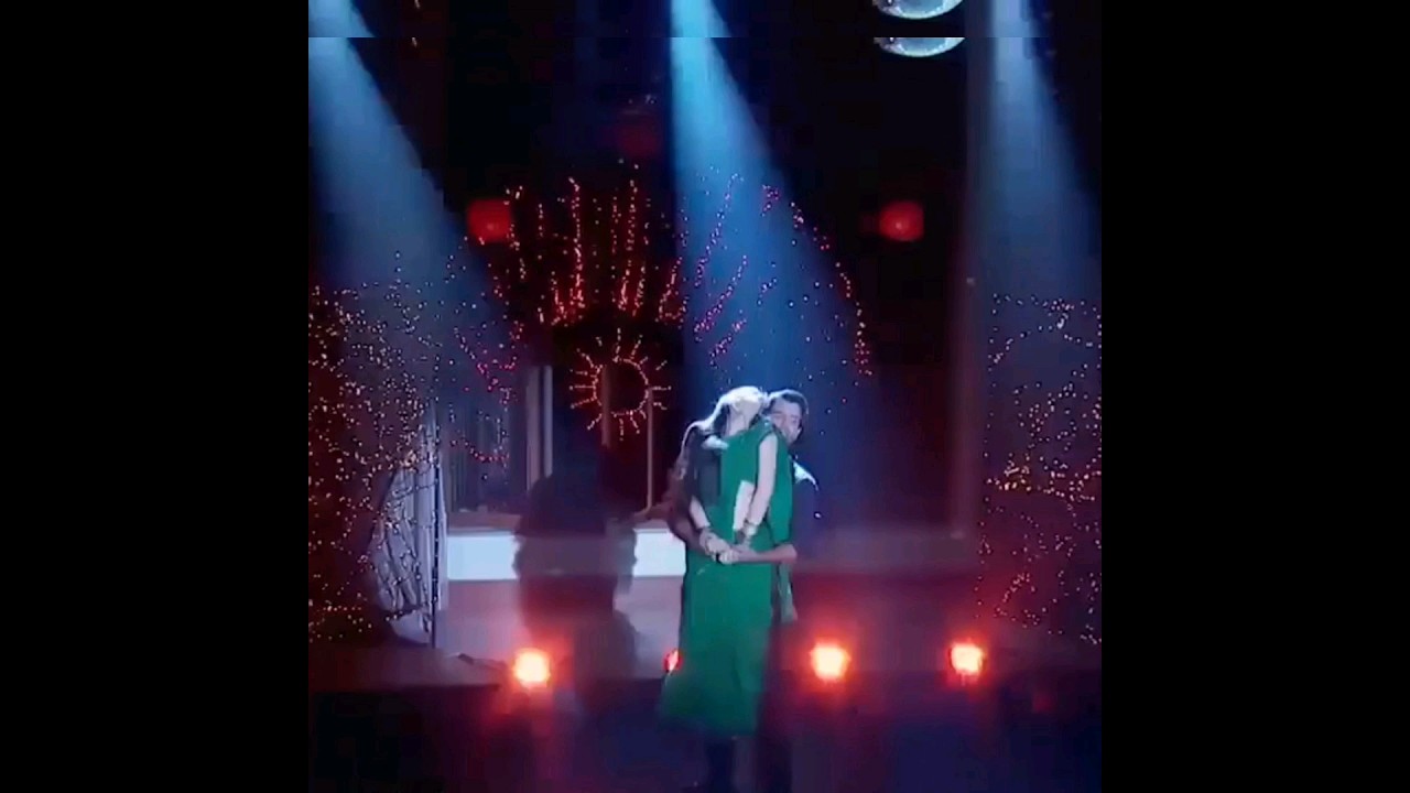 Arnav Khushi dance on teri meri  hot romantic dance  Iss pyaar ko kya naam doon  ipkknd  arshi