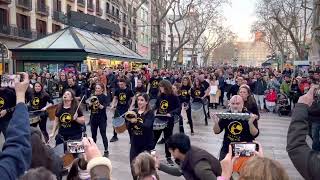 PODEROSA DRUMMERS 😱 BATUCADA BARCELONA ? AAINJALA