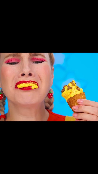 иметь трудности с тем, чтобы есть мороженое, приготовленное из горчицы ...