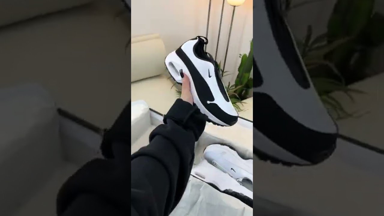 Unboxing the Nike x COMME des GARÇONS Air Max Sunder SP