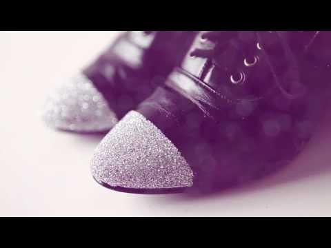 DIY sparkle &amp; glitter shoes - DIY fashion video tutorial