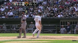 CLE@CWS: Ramirez hits a single to score a run