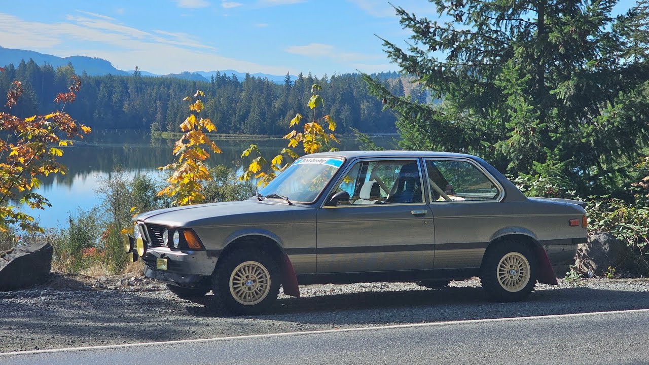 POV Autumn/Fall Drive | Rally Inspired E21 BMW 320i