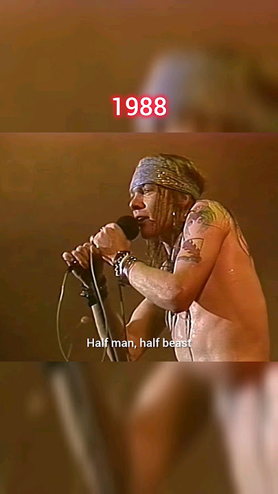 Axl Rose introduces Slash (1988 & 2016) #axlrose #gunsnroses #gnr #slash #fyp #shorts #short #music