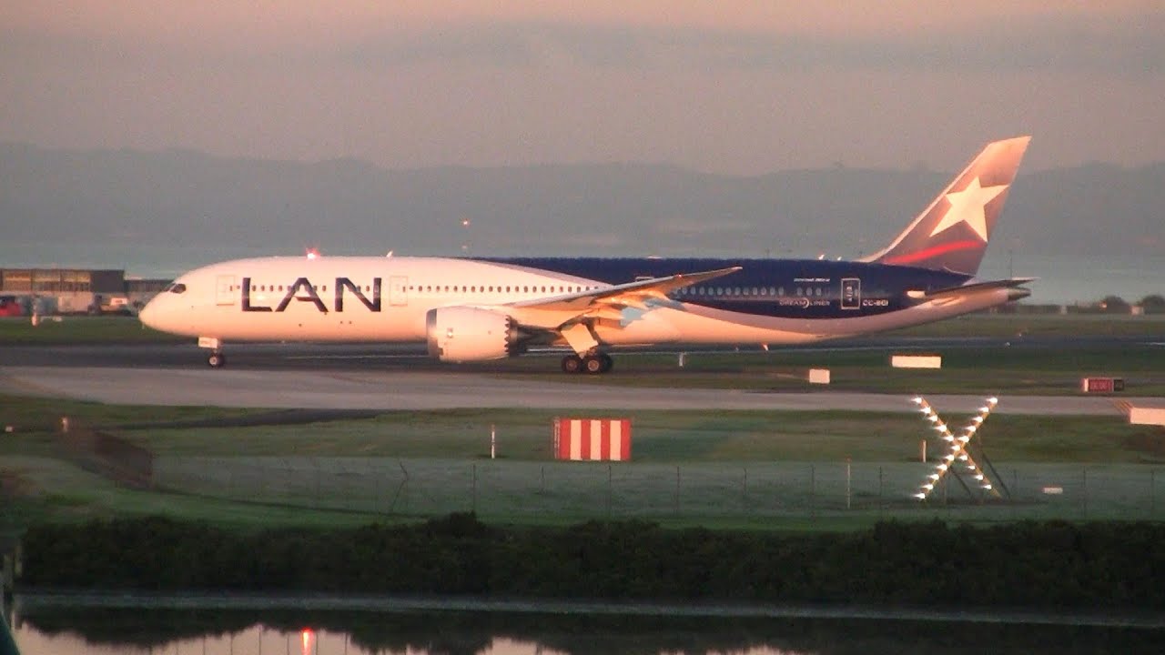 LAN/LATAM ► Boeing 787-9 Dreamliner ► Takeoff ✈ Auckland Airport