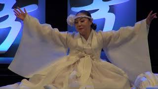 Jijeonmu (Paper Money Dance), Kim Deok-suk and others, 35th Republic of Korea Traditional Music F...