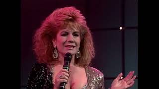 SIEMPRE LUNES (1989) - Vikki Carr