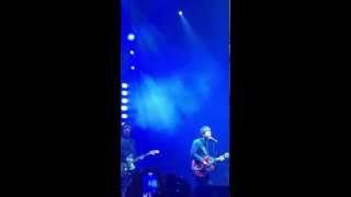 Noel Gallaghers High Flying Birds - Ballad Of The Mighty I ft Johnny Marr - Manchester Live