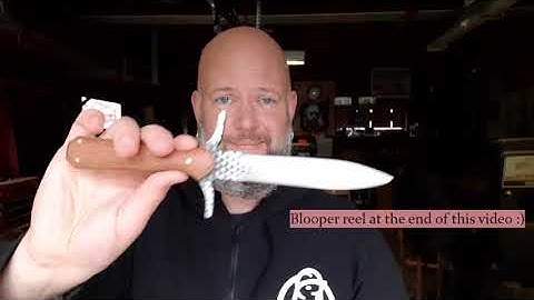 Farrier rasp dagger with integral hilt