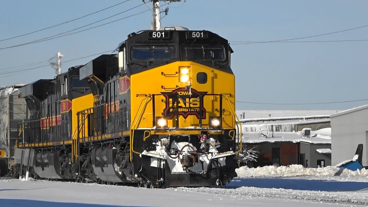 Loram Rail Grinder & IAIS CBBI, East Moline, IL 1/17/24 YouTube
