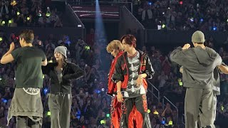 [4K] 250801 KCON LA MARK (마크) 'RIGHTEOUS' \u0026 '+82 PRESSIN' (FT. HAECHAN 해찬) FANCAM (직캠)