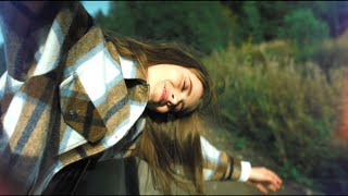 BCee | Charlotte Haining & Tempza - In The Moment  (Original mix) [lyrics]
