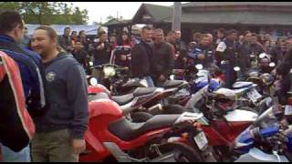 motorijada orasje brrrmm..brrrmm..po danu..
