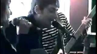 Manuel Etienne Manöx & Toxic Kiss - Johnny Yuppy Is Kooky - 2005 - Live À La Schloss