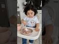 Mittivoy o'zi mustaqil ovqatlanishni o'rganyapti 🥰🍓 #shirinqizaloq #babymoments