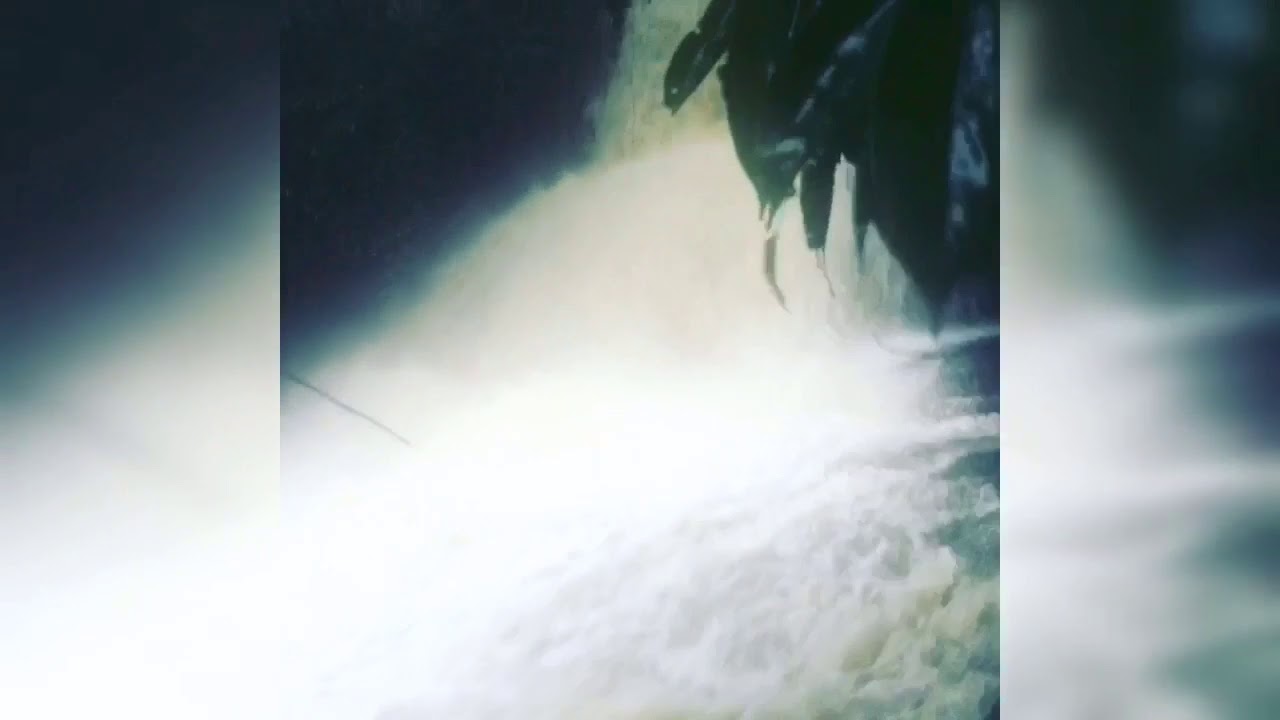 a waterfall on rainy day and normal day/වැසි දවසක දිය ඇල්ලක් - YouTube