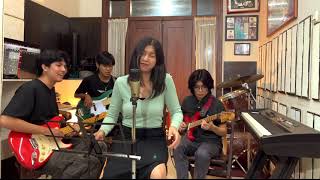 Bill Withers - Ain't No Sunshine (Live Cover) by Reyna Qotrunnada Nasution