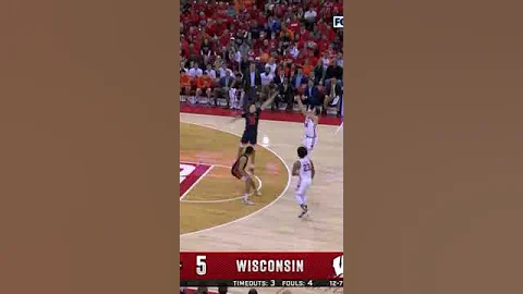 Carter Gilmore Banks in the Three vs. Illinois | W...