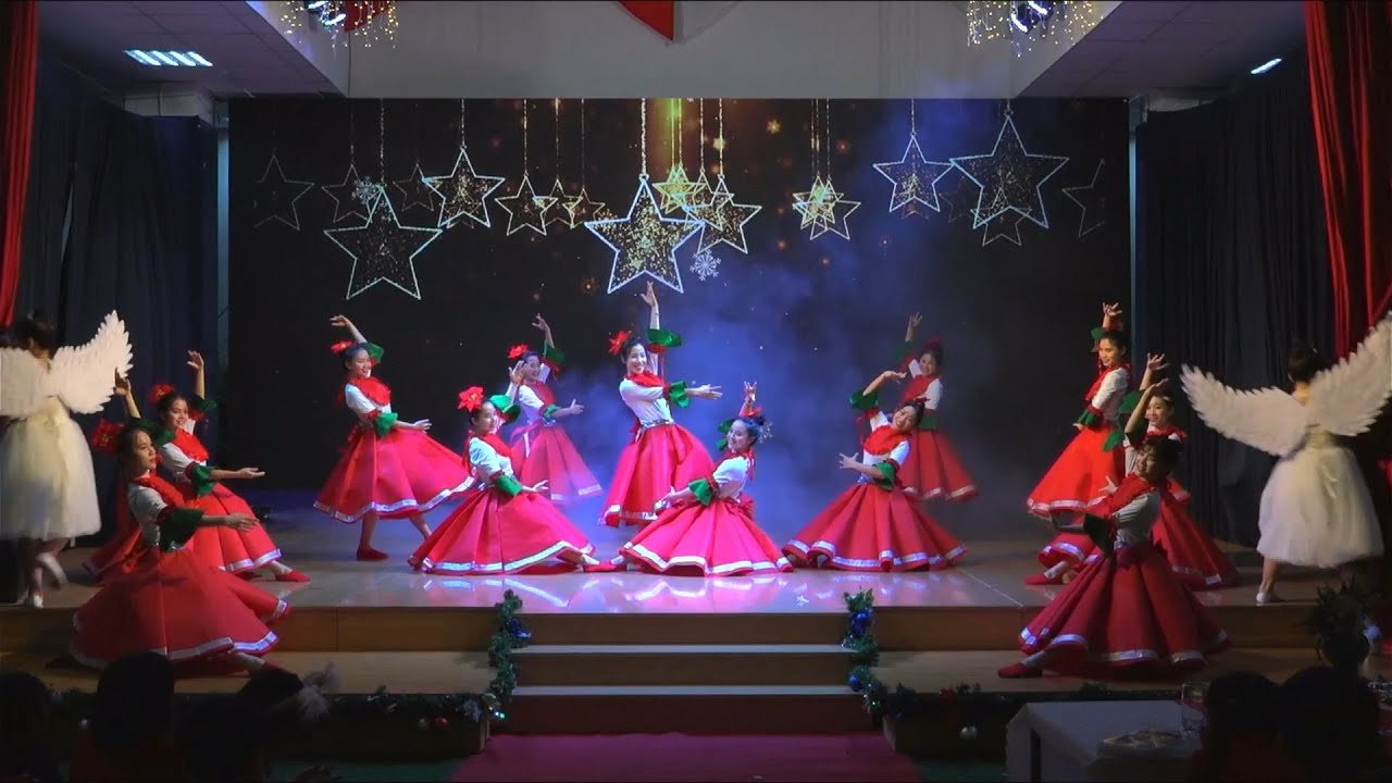 CAROL OF THE BELLS - YouTube