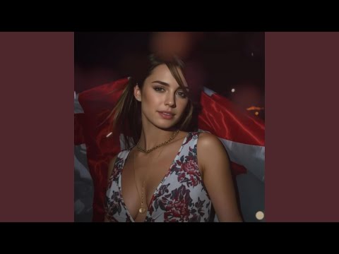 შენ სახეს უყურებდი 