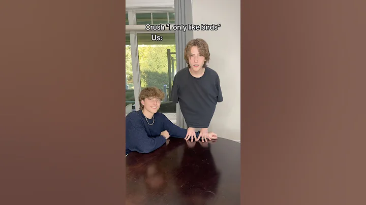 #birds #crush #twins #trend #funny ​⁠@SharpeFamilyTwins