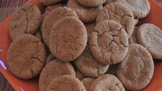 How to Make Molasses Crinkles