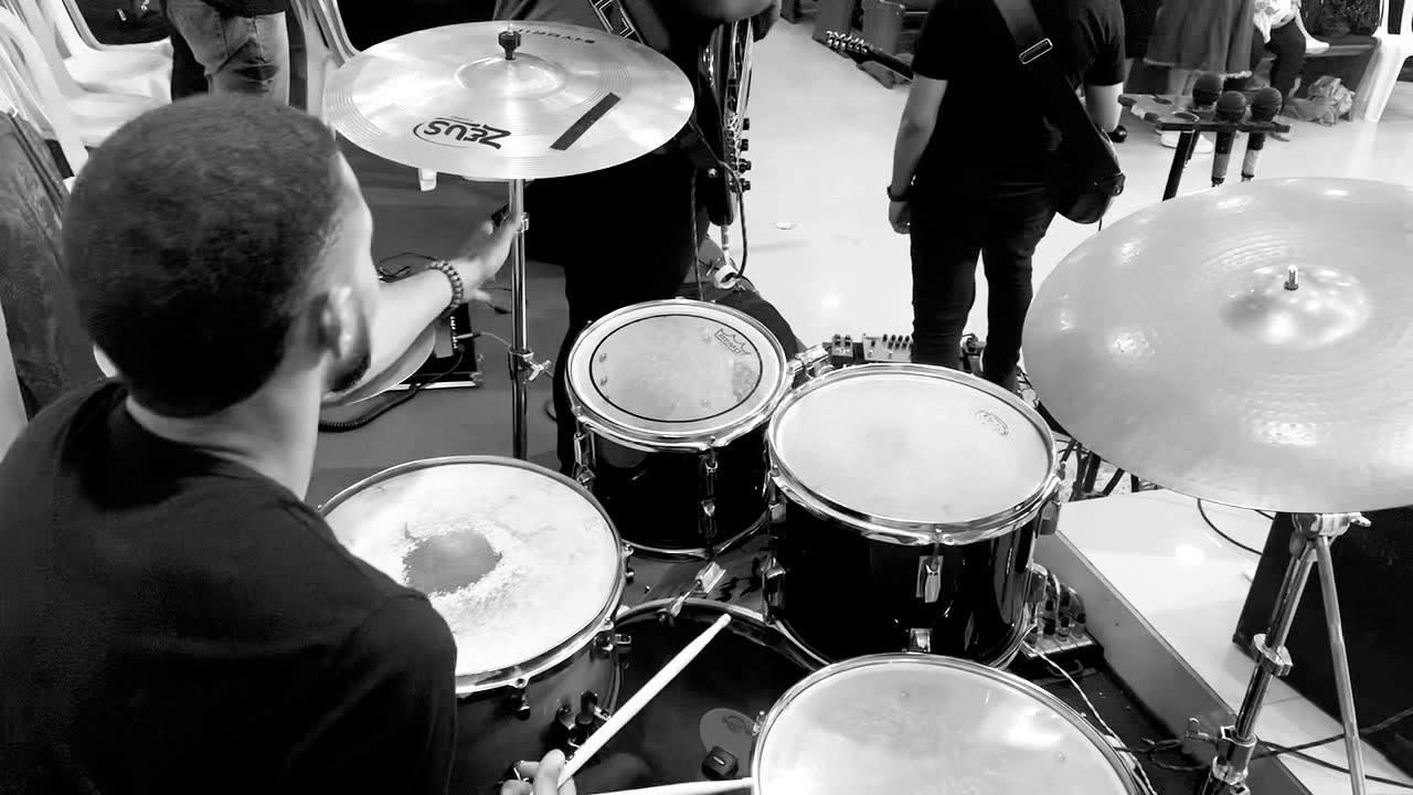 Júnior Unwrapped - Tudo sobre você (Drum Cam)