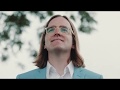 Capture de la vidéo Dent May - "I Could Use A Miracle" (Official Music Video)