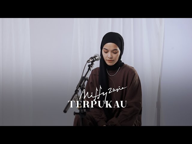 Terpukau - Astrid (Cover by Mitty Zasia) #Pukul21 class=