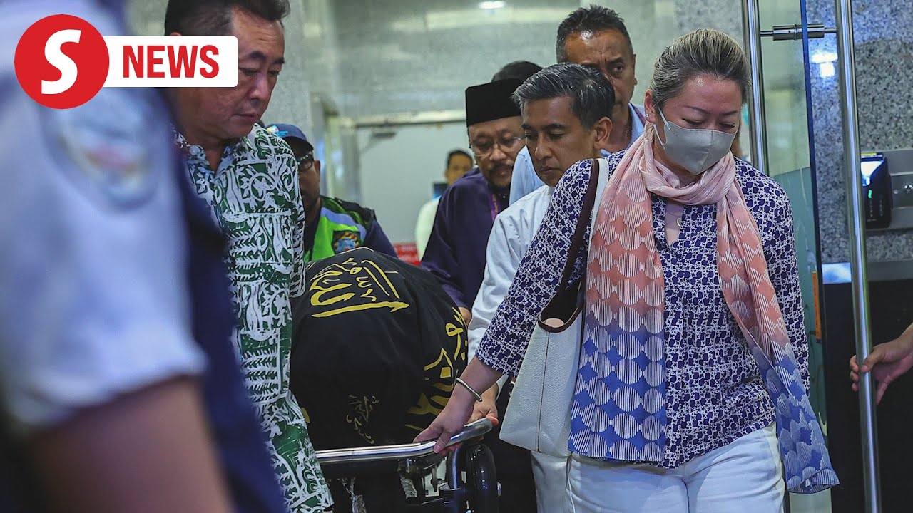Abdullah admitted due to breathing difficulties, treated to best abilities, says IJN