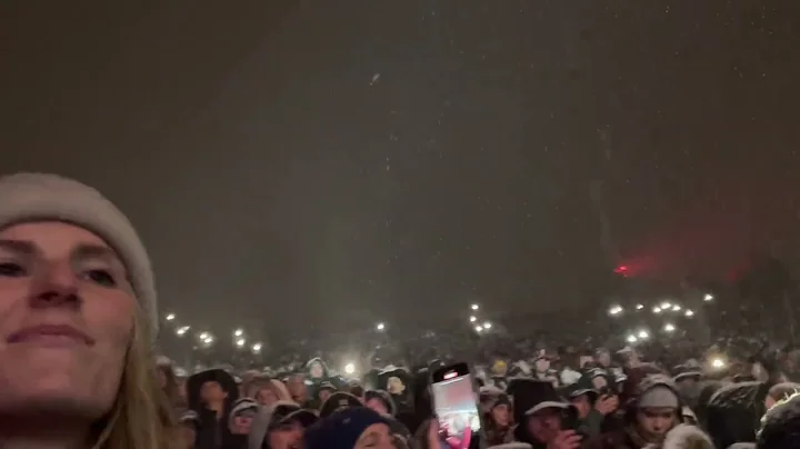 Zach Bryan - Snow (Red Rocks 11-3-22)