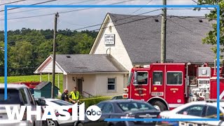 Suspect kills 2 women in Kentucky church after shooting state trooper, police say