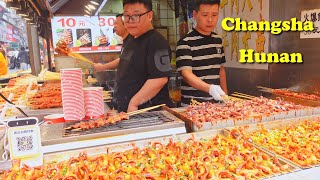 I Had The Most Spicy Dish In Changsha! Visiting The Most Crowded district & Got Video Bombed.