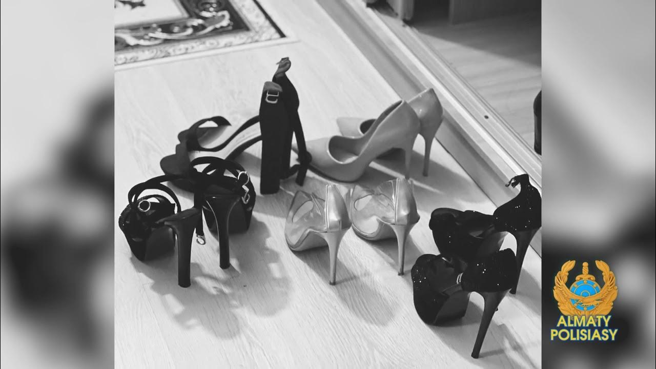 Порно писканың айналасындағы мүшені жылжытады