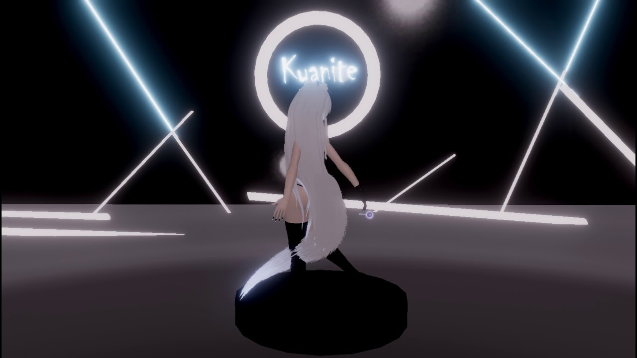 "HINATA" showcase, model by Kyanite