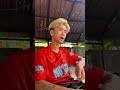 ບໍ່ໄຫວກະກັບມາຢູ່ບ້ານເຮົາເດີ້. #funny #comedymove #couplecomedy #dance #comedy #comedyfilms #pov#kpop
