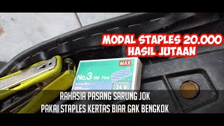 pasang kulit jok pakai staples kertas biar gak bengkok